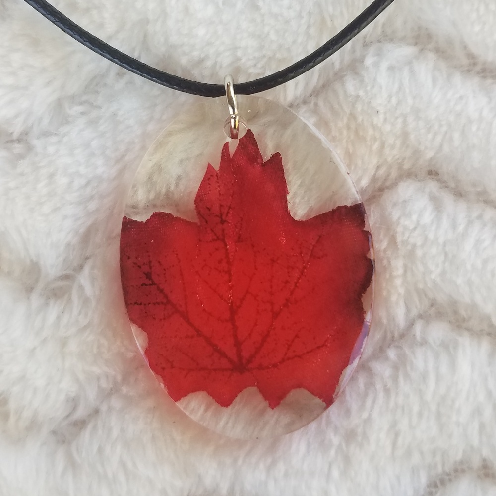 Red Leaf Necklace, Handcrafted NWOT